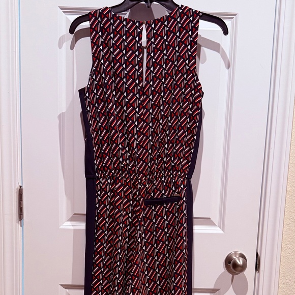 Tommy Hilfiger Sleeveless Wide-Leg Jumpsuit – Size 0 - Picture 2 of 7